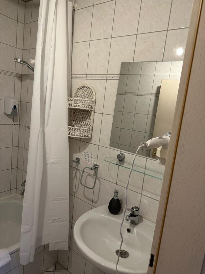 Hotel "Dream In" 하일리겐하우스 외부 사진